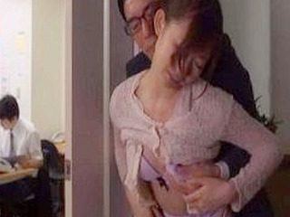 Nippon Tease: Sexy Secretary's Erotic Escapade in Tokyo with Coworker