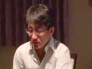 Wife Gets Fucked by Masseur After Cheating on Hubby in Tokyo XXX Hotspot